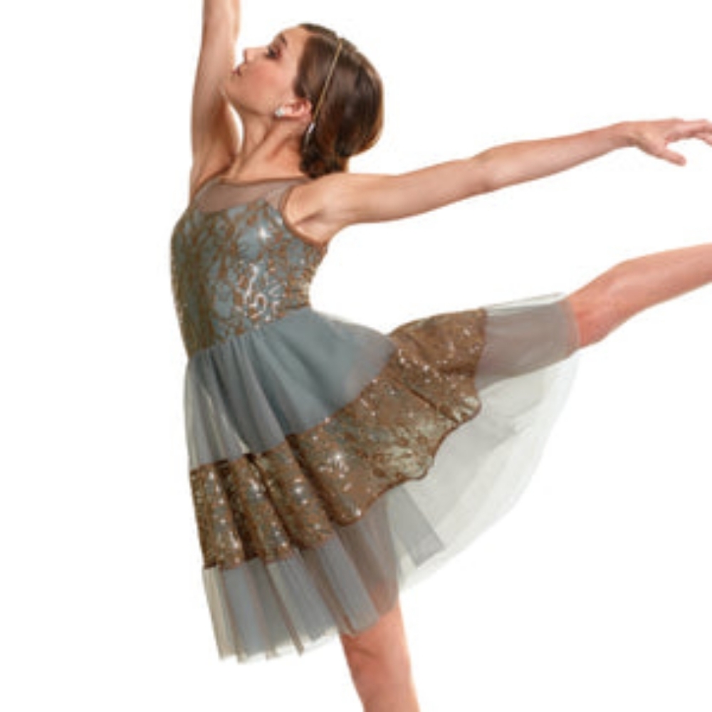 Beautiful lyrical costume CXL